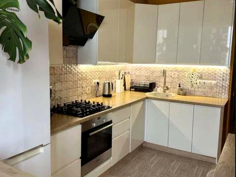 квартира за адресою Центральна вул., 5