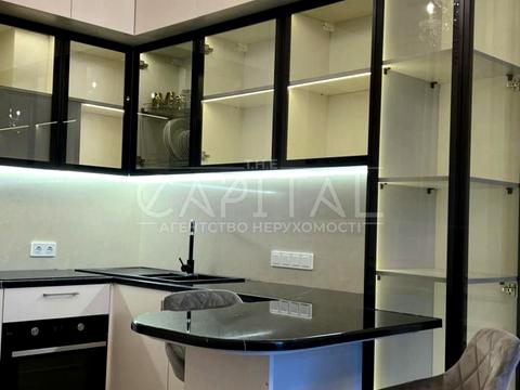 квартира за адресою Жилянська вул., 68