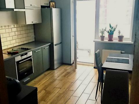 квартира по адресу Драгоманова ул., 2