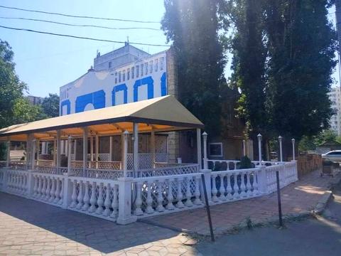 коммерческая по адресу Левитана ул., 1