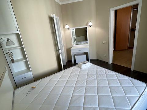квартира по адресу Драгоманова ул., 31-Б
