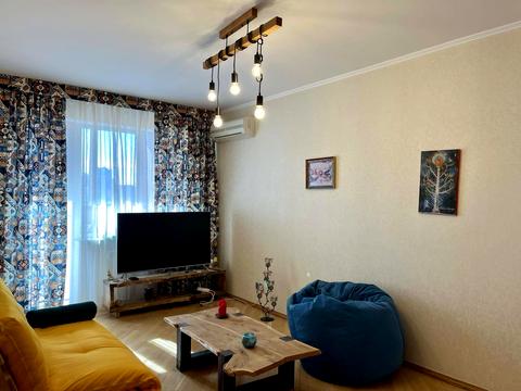 квартира за адресою Панаса Мирного вул., 11