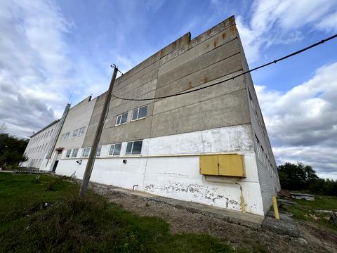 комерційна за адресою Лісова вул. (Пархоменка), 1