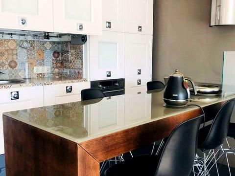 квартира по адресу Днепровская набережная ул., 14-А