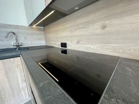 квартира по адресу Высочана ул.