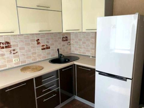 квартира за адресою Героїв просп., 12