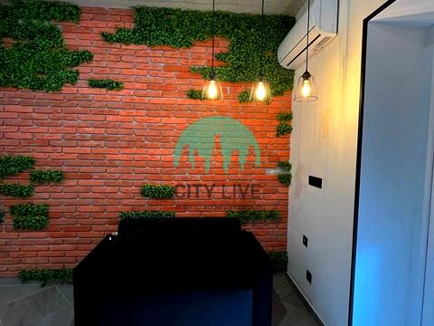 комерційна за адресою Бастіонна вул., 1