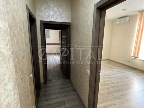 коммерческая по адресу Антоновича, 103