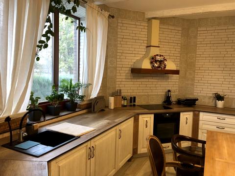 будинок за адресою Дніпрова