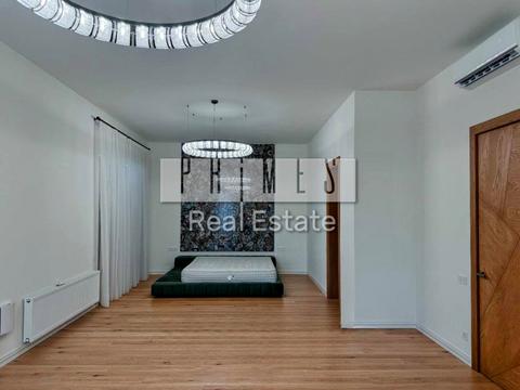 будинок за адресою Лобановського вул.