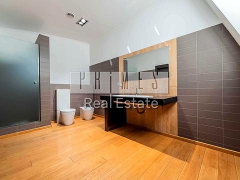 коммерческая по адресу Богдана Хмельницкого ул., 3