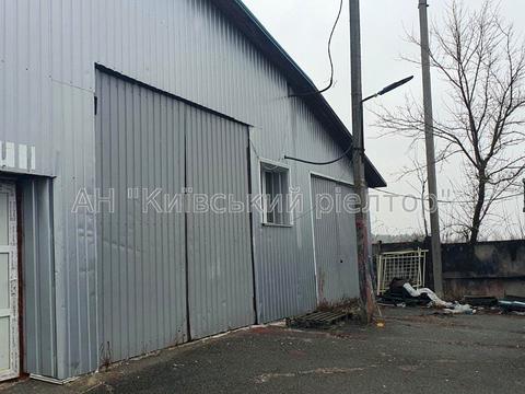 комерційна за адресою Хоменка, 21 а