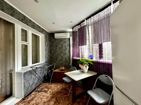 квартира за адресою Ревуцького вул., 36/2