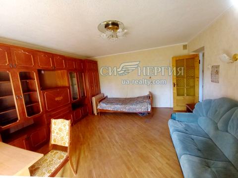 квартира за адресою Стадіонна вул., 6