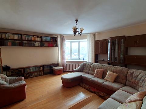 квартира за адресою Сім'ї Стешенків вул. (Тимофія Строкача), 3