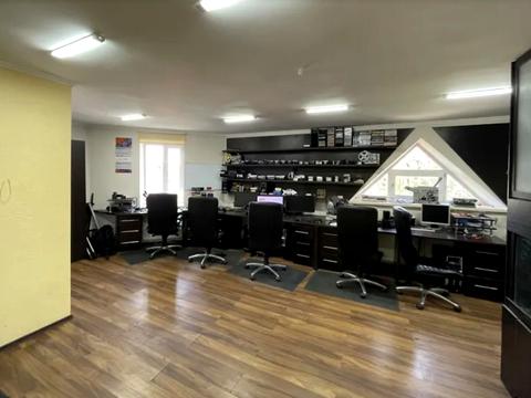 квартира за адресою Спортивна вул., 1