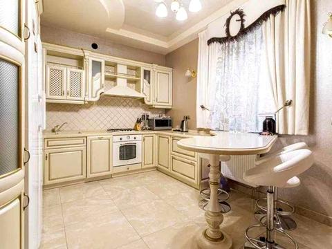 будинок за адресою Київська вул.