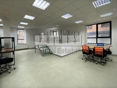 комерційна за адресою Красилівська вул., 5