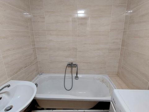 квартира за адресою Академіка Корольова вул., 82