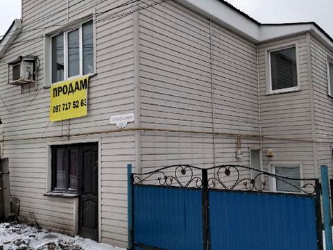 будинок за адресою Захисників Неба вул. (Тімірязєва), 80