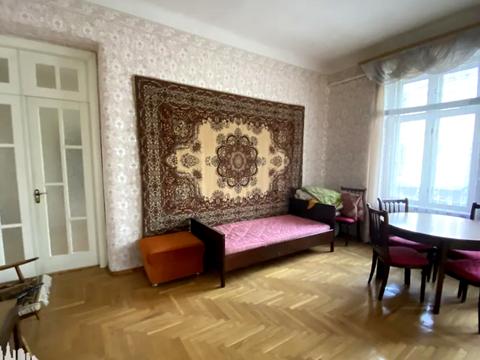 коммерческая по адресу Театральная ул., 9