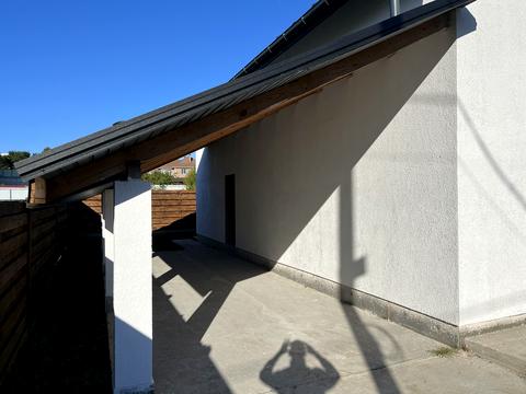 будинок за адресою Молодіжна вул.