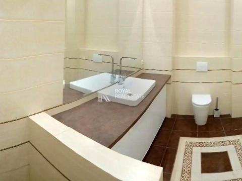 будинок за адресою вул.Трояндова