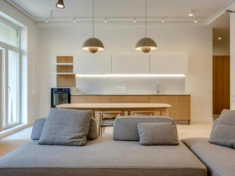 квартира по адресу Ивана Франко ул., 1