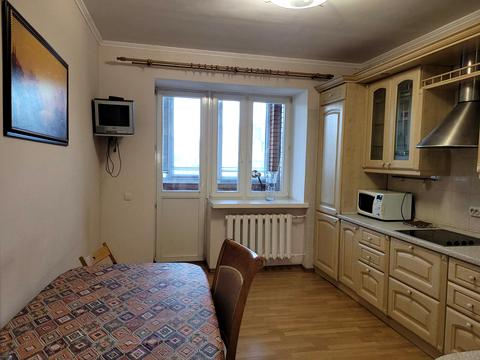 квартира за адресою Срібнокільська вул., 24
