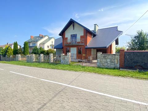 будинок за адресою Лісна вул.