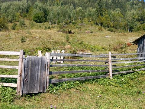 участок по адресу пгт. Верховина, 