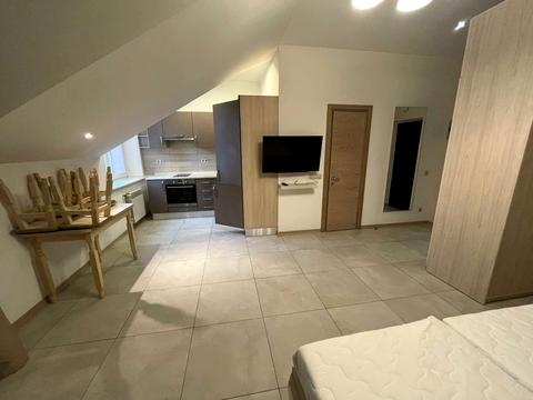 квартира за адресою Успішна вул., 8