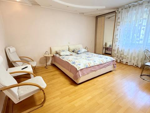 квартира за адресою Антоновича вул. (Горького), 94/96
