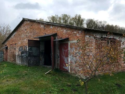 комерційна за адресою Васяніна, 1