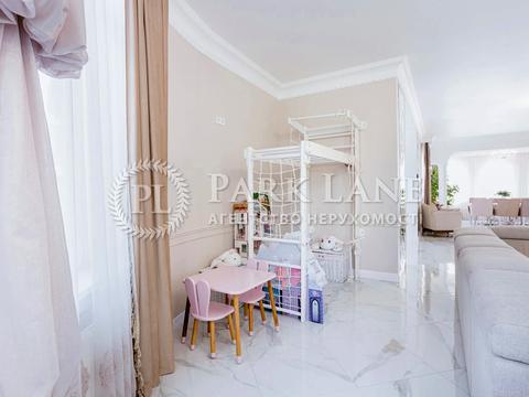 будинок за адресою Молодіжна вул.