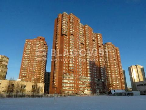 квартира за адресою Анни Ахматової вул., 13