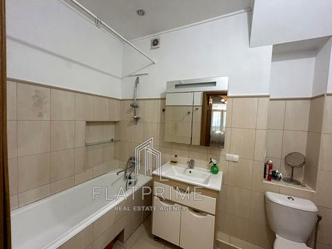 квартира по адресу Строителей ул., 39
