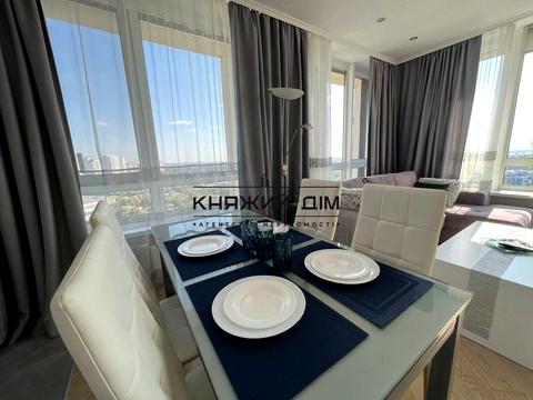 квартира за адресою Київ, Зарічна вул., 2