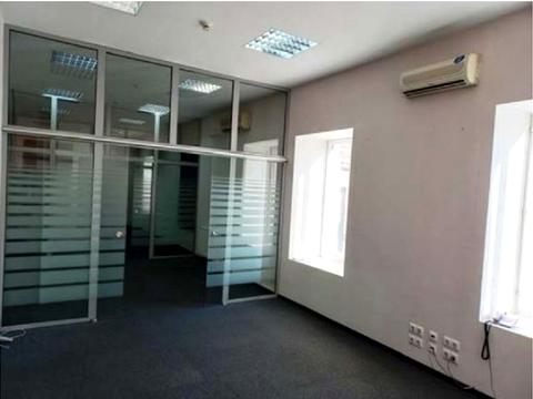 коммерческая по адресу Музейний пер., 4