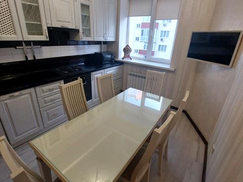 квартира за адресою Архітектора Старова вул., 14а