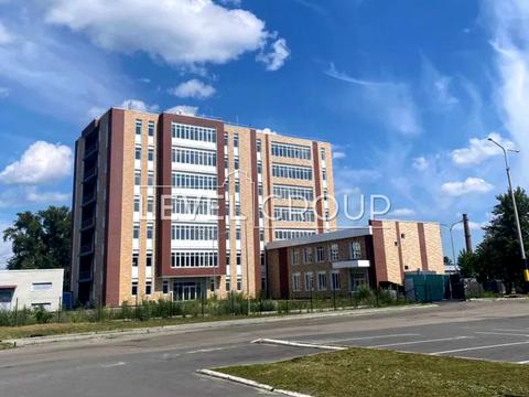комерційна за адресою Лугова вул., 13ж
