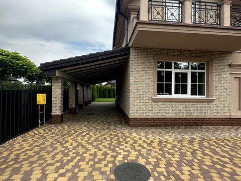 будинок за адресою Єдності вул.