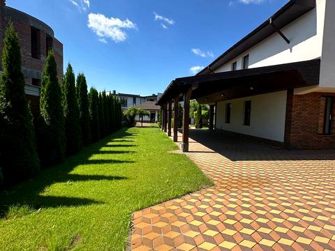 будинок за адресою Ватутіна пров.