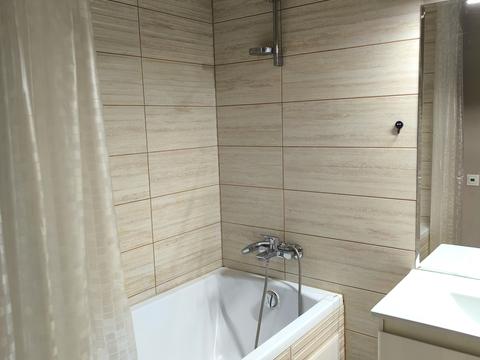 квартира за адресою Рея Бредбері вул., 2