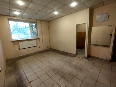 комерційна за адресою Хлібна, 18