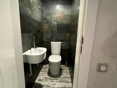 квартира за адресою Авіаконструктора Ігоря Сікорського вул. (Танкова), 1