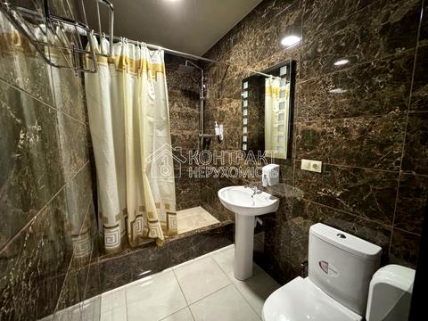 комерційна за адресою Куряжська вул., 4
