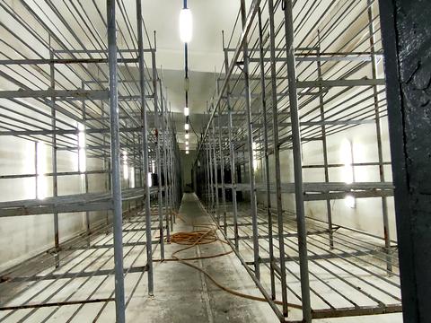 комерційна за адресою кримська, 2б