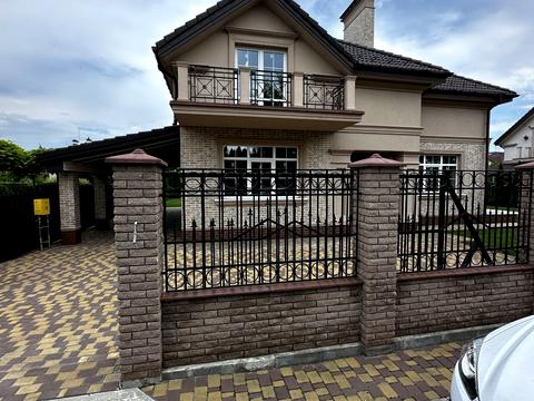 будинок за адресою Золоче