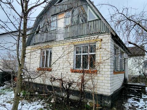 будинок за адресою Квітнева